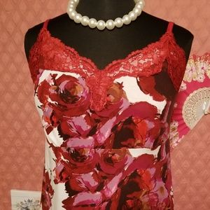 Set. Camisole and sweater